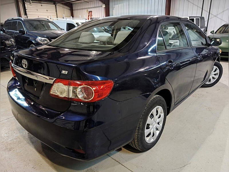 2011 Toyota Corolla LE