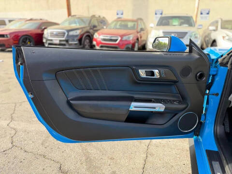 2017 Ford Mustang EcoBoost Premium