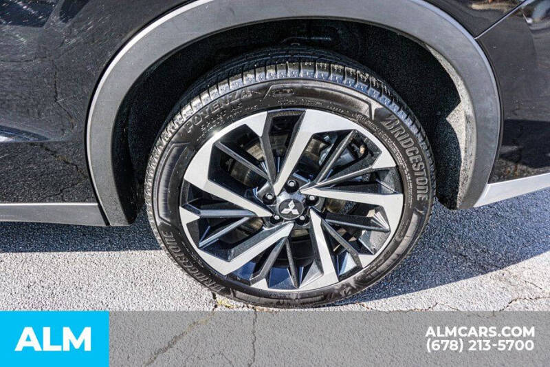 2023 Mitsubishi Outlander SE