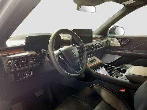 2025 Lincoln Aviator Black Label