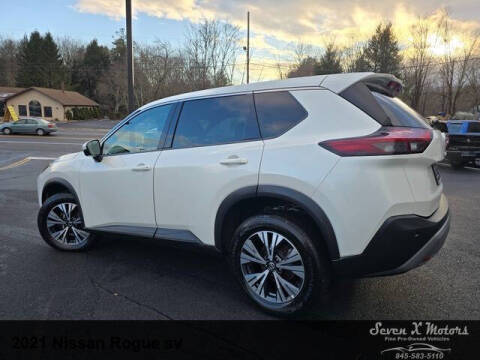 2021 Nissan Rogue SV