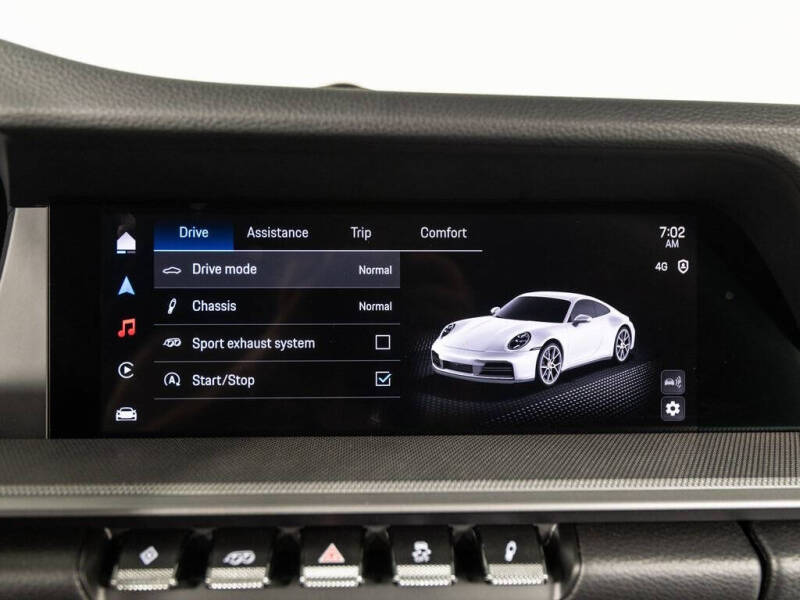 2025 Porsche 911 Carrera