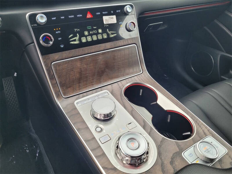 2026 Genesis GV80 2.5T Select