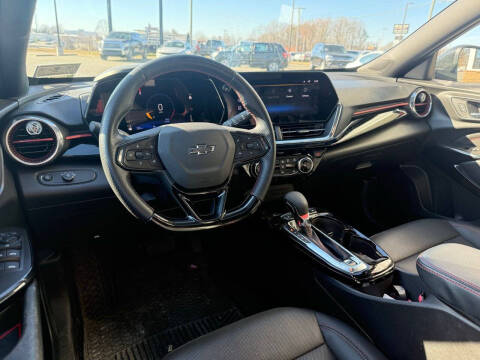 2025 Chevrolet Trax RS