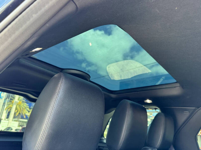 2020 Land Rover Discovery SE