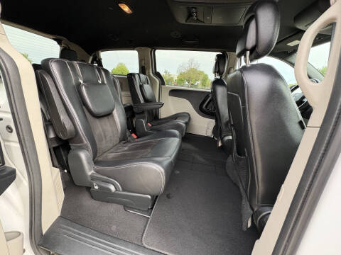 2016 Dodge Grand Caravan SXT Plus