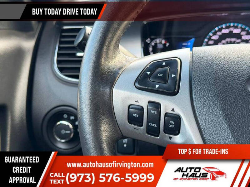 2014 Ford Taurus SEL