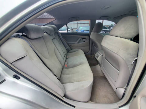 2009 Toyota Camry LE