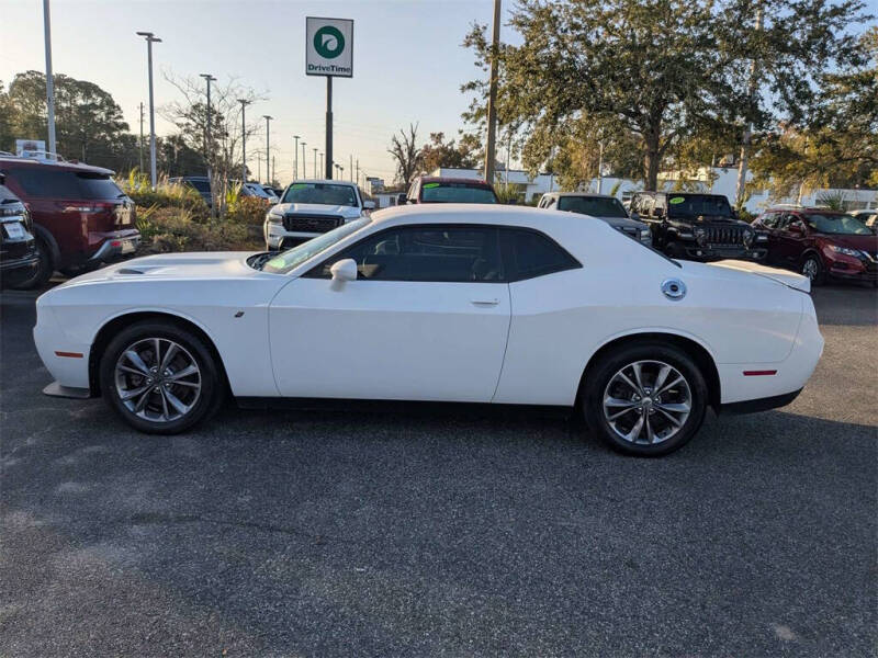 2021 Dodge Challenger SXT