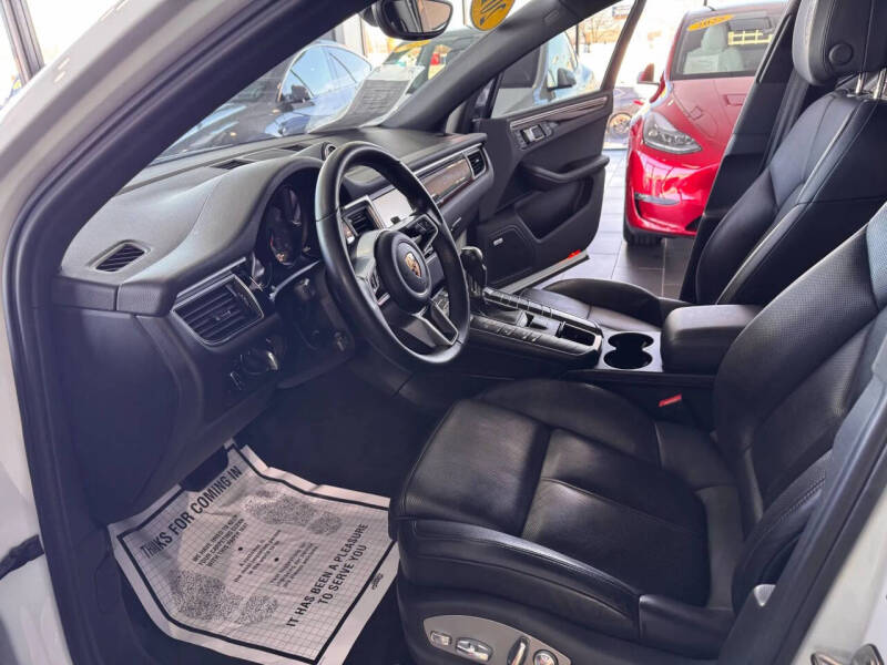 2016 Porsche Macan S