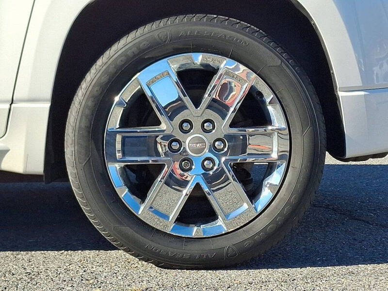 2016 GMC Acadia Denali