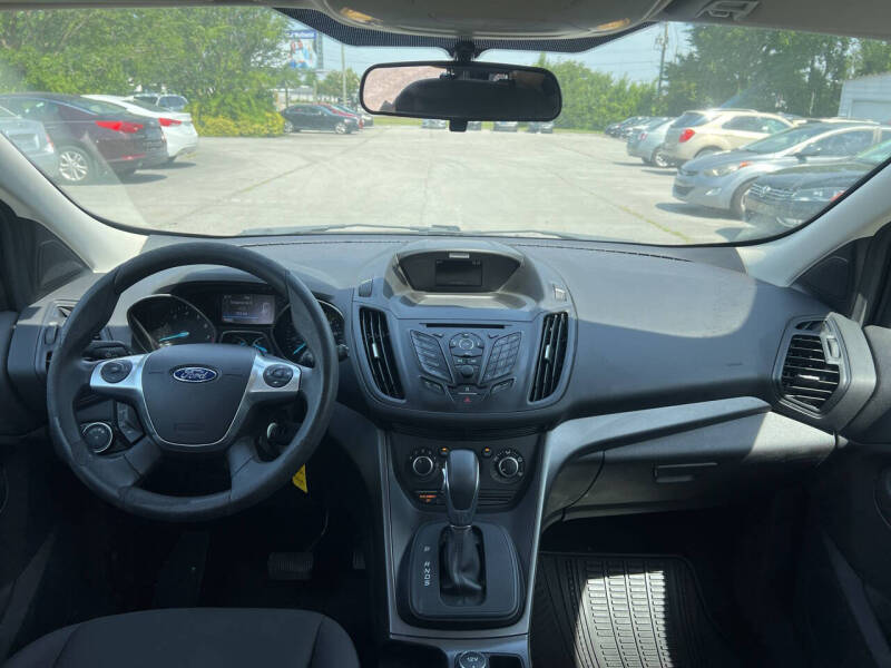 2016 Ford Escape S