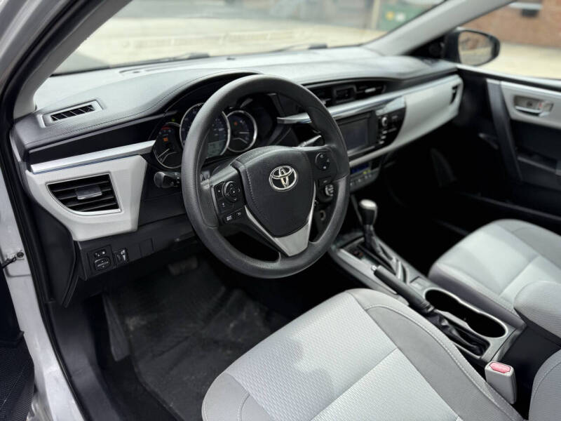 2015 Toyota Corolla LE