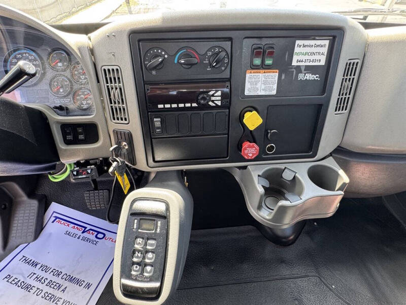 2017 International DuraStar 4300