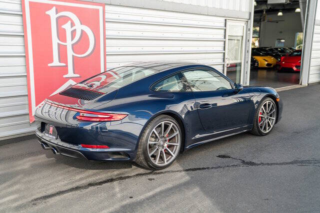 2018 Porsche 911 37