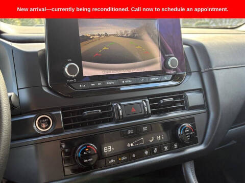 2024 Nissan Pathfinder S