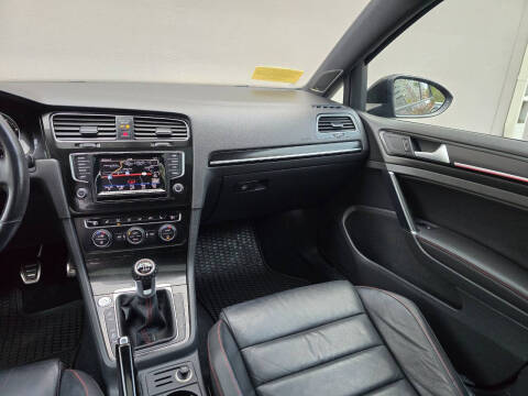 2015 Volkswagen Golf GTI Autobahn