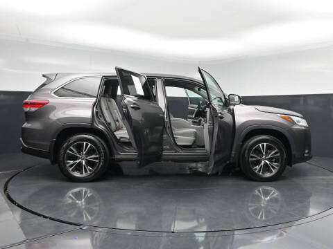 2019 Toyota Highlander LE Plus