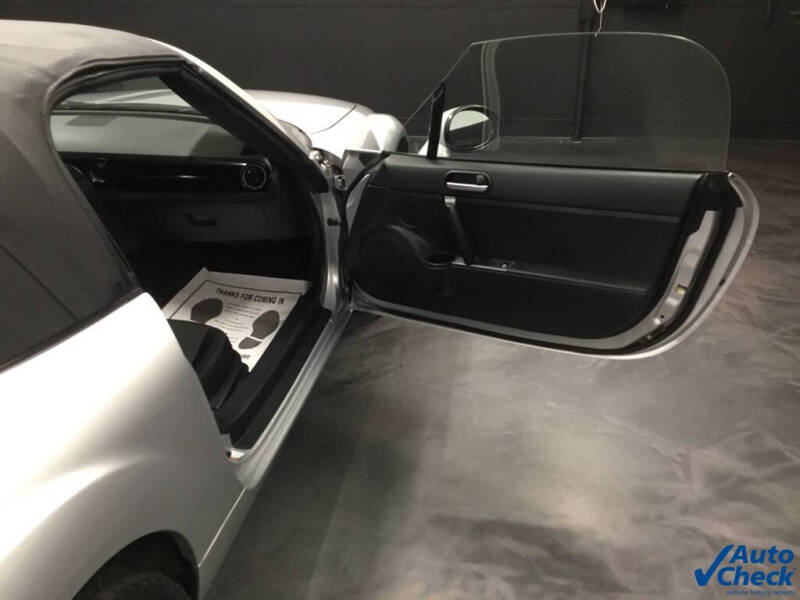 2006 Mazda MX-5 Miata