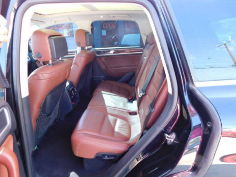 2016 Volkswagen Touareg