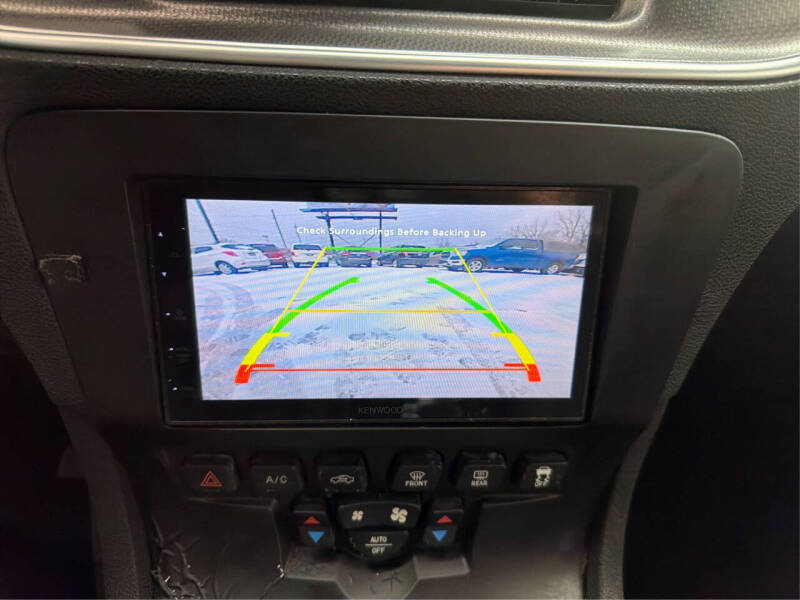 2013 Dodge Charger SE