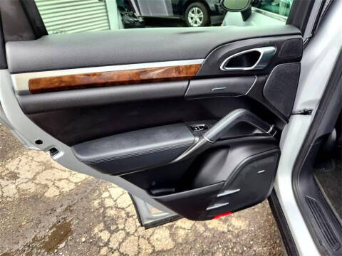 2012 Porsche Cayenne Tiptronic
