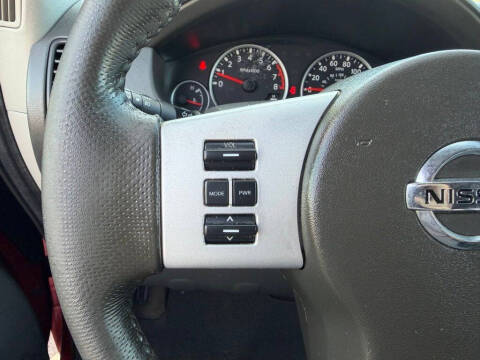 2011 Nissan Pathfinder SV