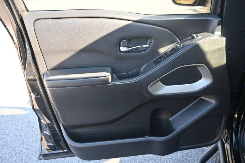 2024 Nissan Frontier