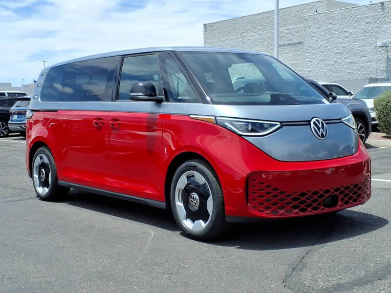 2025 Volkswagen ID. Buzz Pro S Plus 4Motion