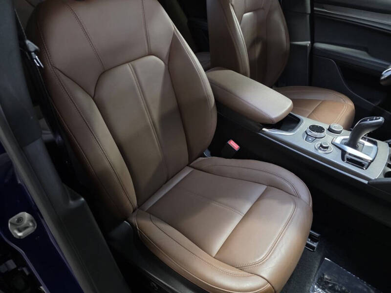 2022 Alfa Romeo Stelvio Ti