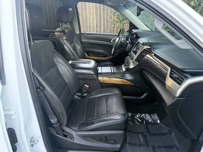 2017 GMC Yukon Denali