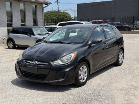 2012 Hyundai Accent GS