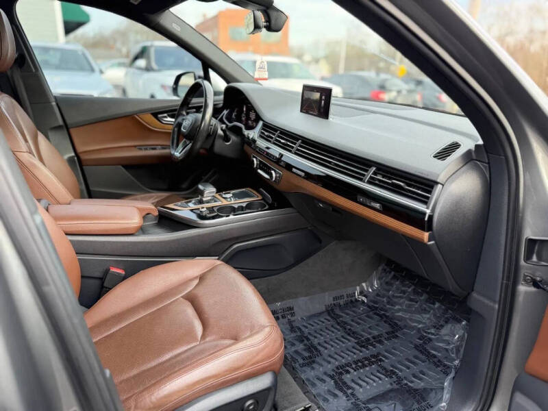 2017 Audi Q7 3.0T quattro Premium Plus