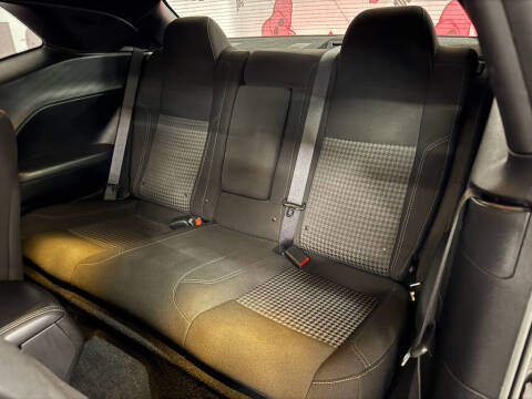 2020 Dodge Challenger SXT