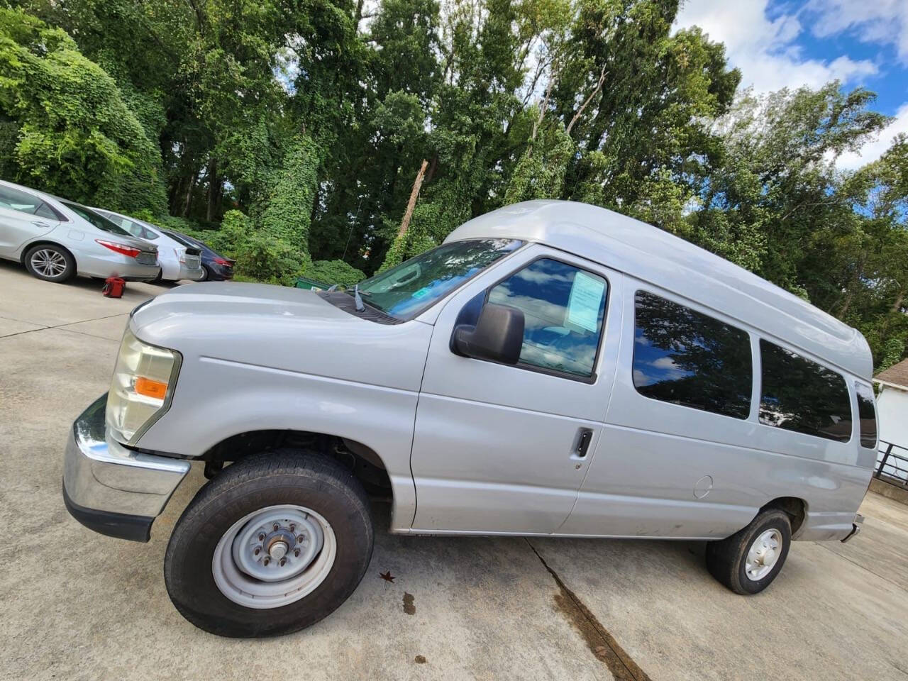 2009 Ford E-Series for sale at DIVISION 1 AUTO BROKERS in Morrow, GA