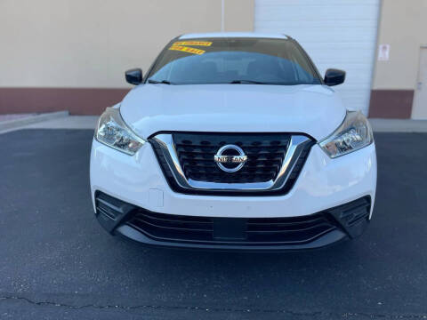 2020 Nissan Kicks S