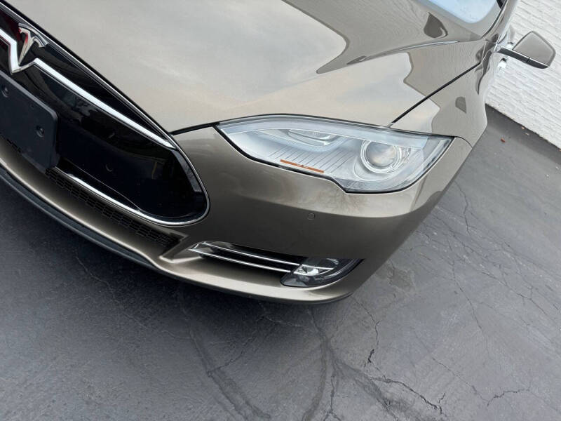 2015 Tesla Model S 85D