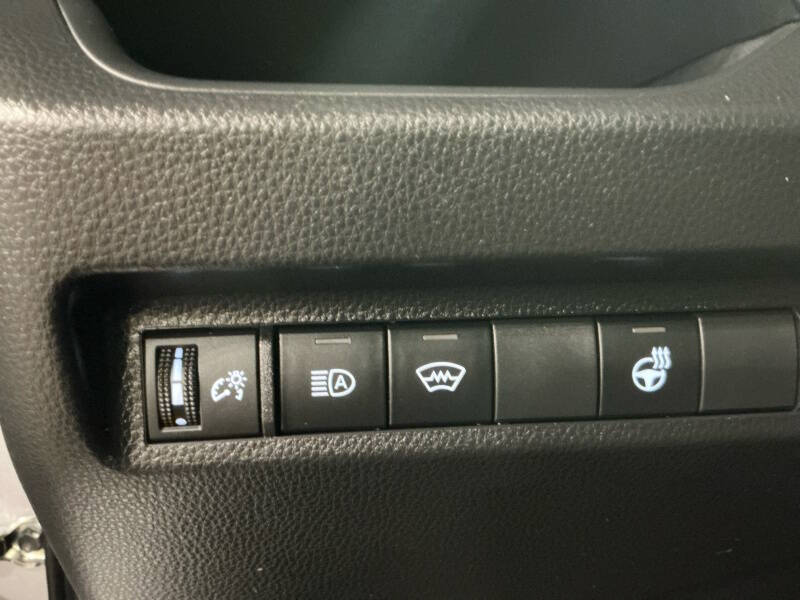 2024 Toyota RAV4 Prime SE