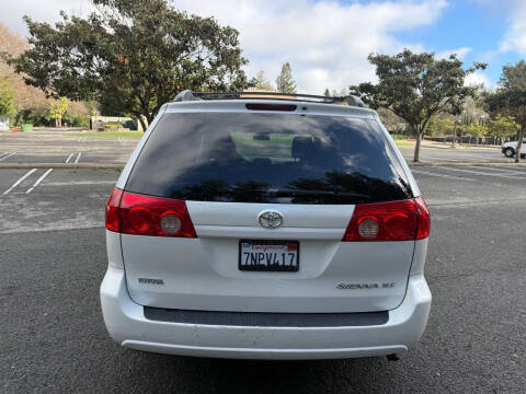 2009 Toyota Sienna