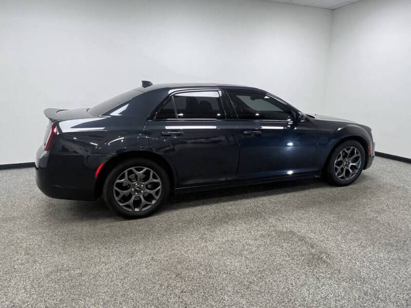 2018 Chrysler 300 S