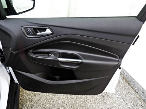 2017 Ford C-MAX Hybrid SE