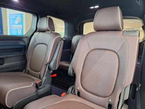 2025 Volkswagen ID. Buzz Pro S Plus 4Motion