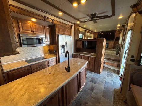 2016 Heartland Landmark 365 LM