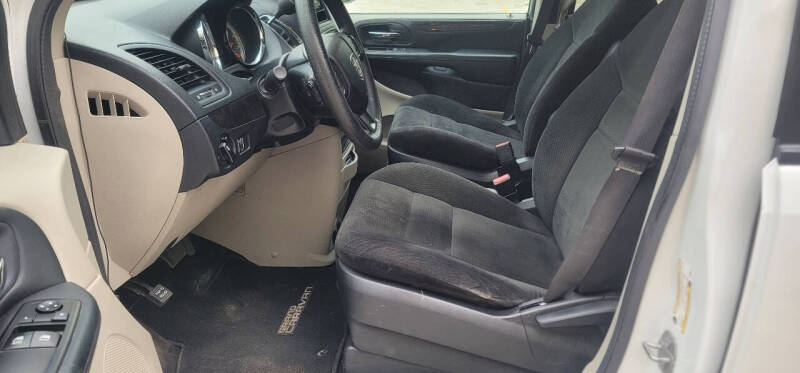 2016 Dodge Grand Caravan SE
