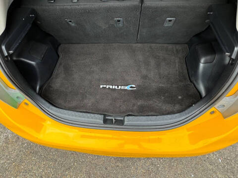 2014 Toyota Prius c Three
