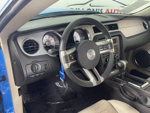 2010 Ford Mustang V6