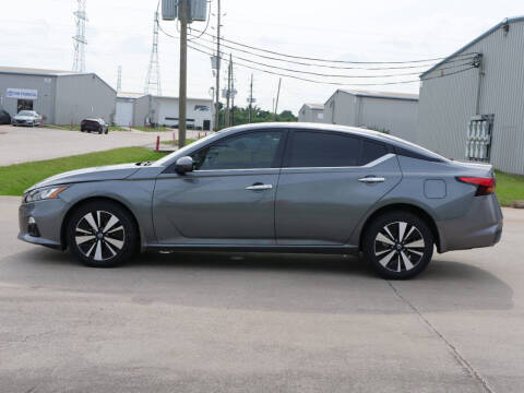 2022 Nissan Altima 2.5 SL