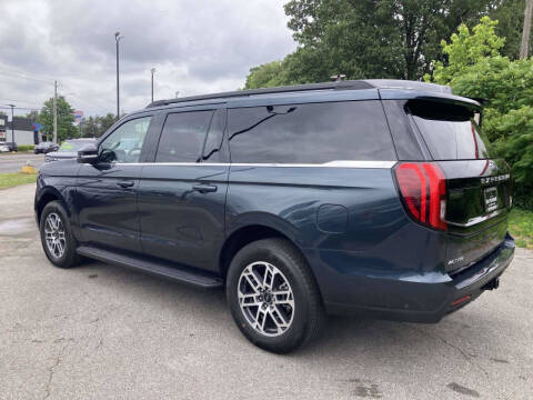 2025 Ford Expedition MAX Active