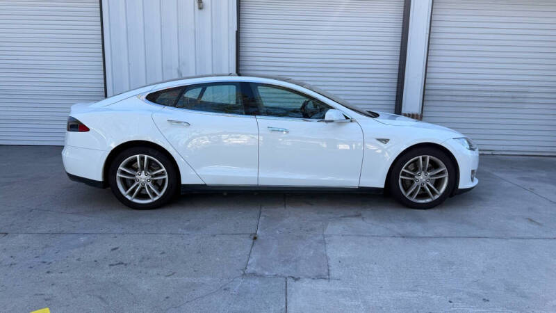 2014 Tesla Model S 85