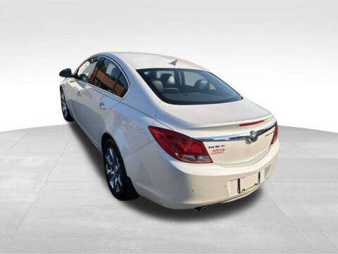 2013 Buick Regal Premium 1